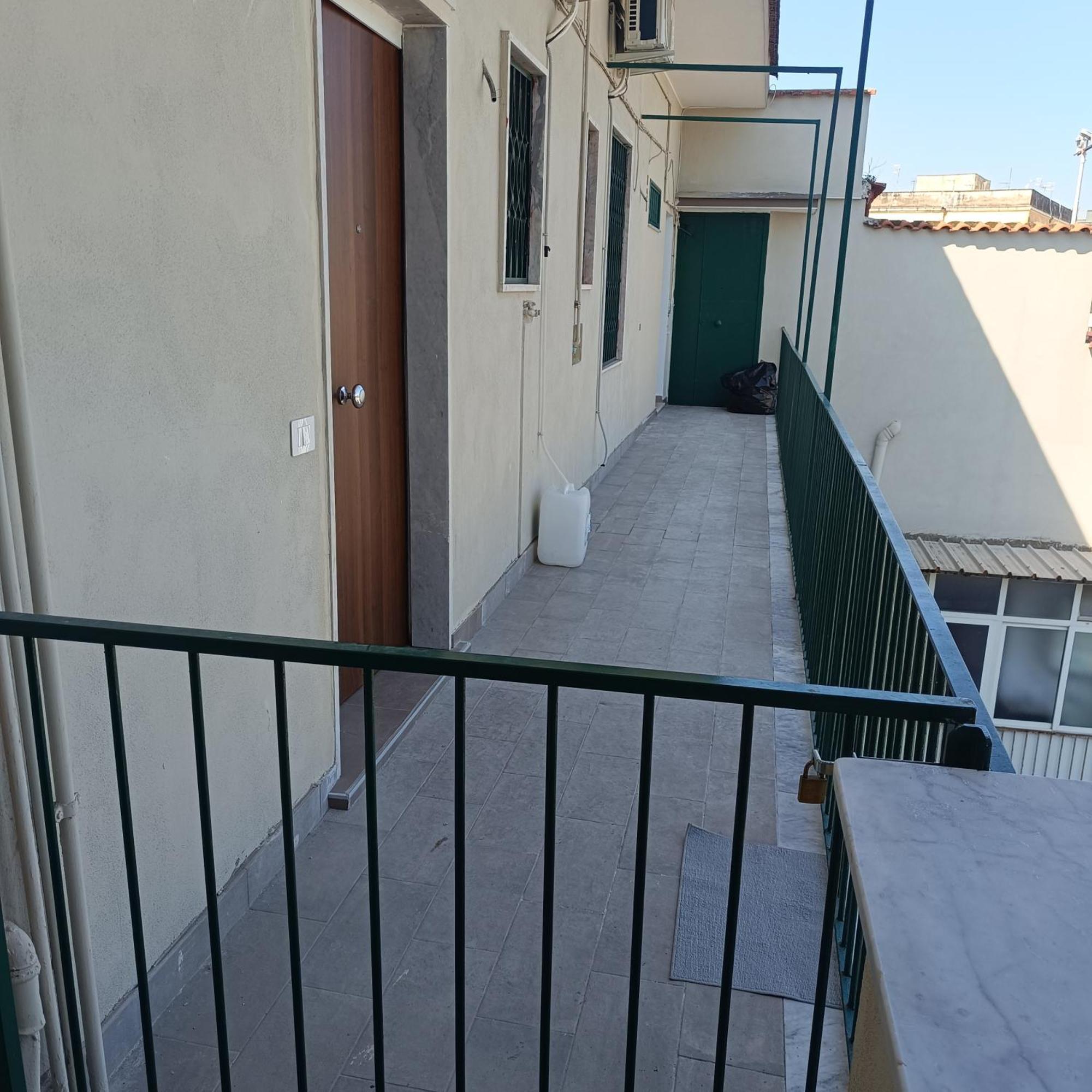 Fly Zone Naples Bed & Breakfast Exterior photo